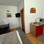 Guest house Anja 3*