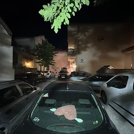 Πανσιόν Anja Μόσταρ