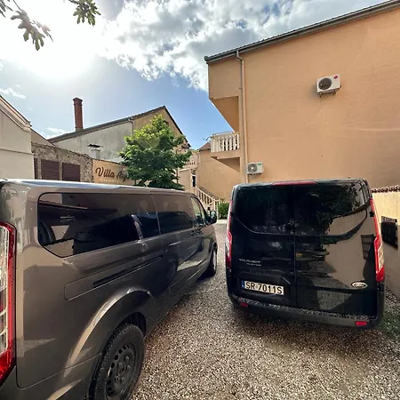 Anja Guest house