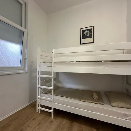 Anja Guest house 3*