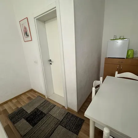 Anja 3* Μόσταρ