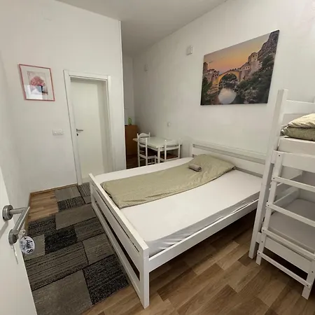 Anja Guest house 3*